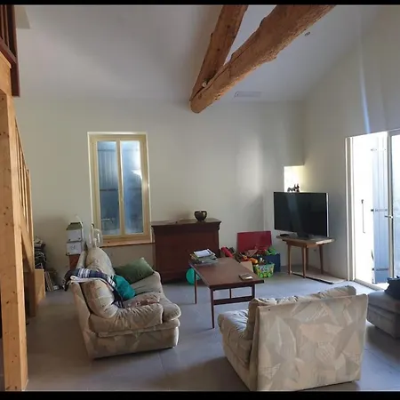 Maison De Famille